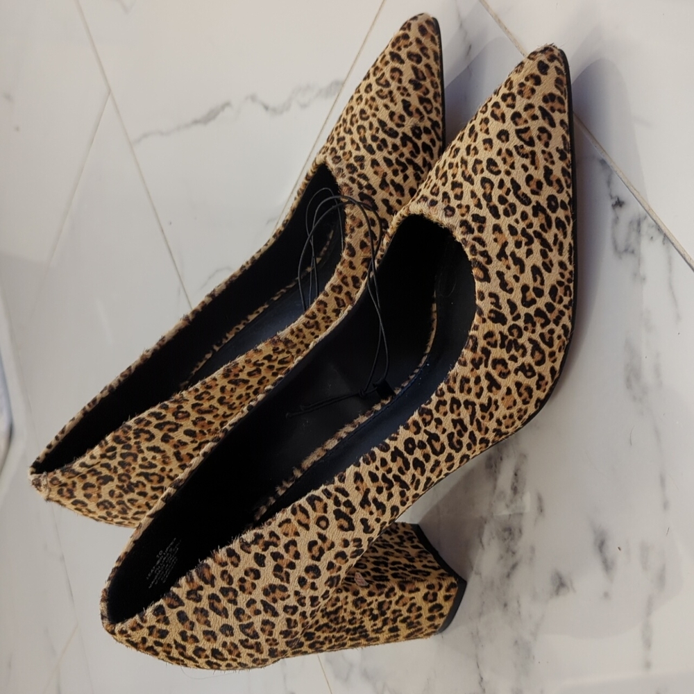 NWT Express cheetah faux fur block heel pumps